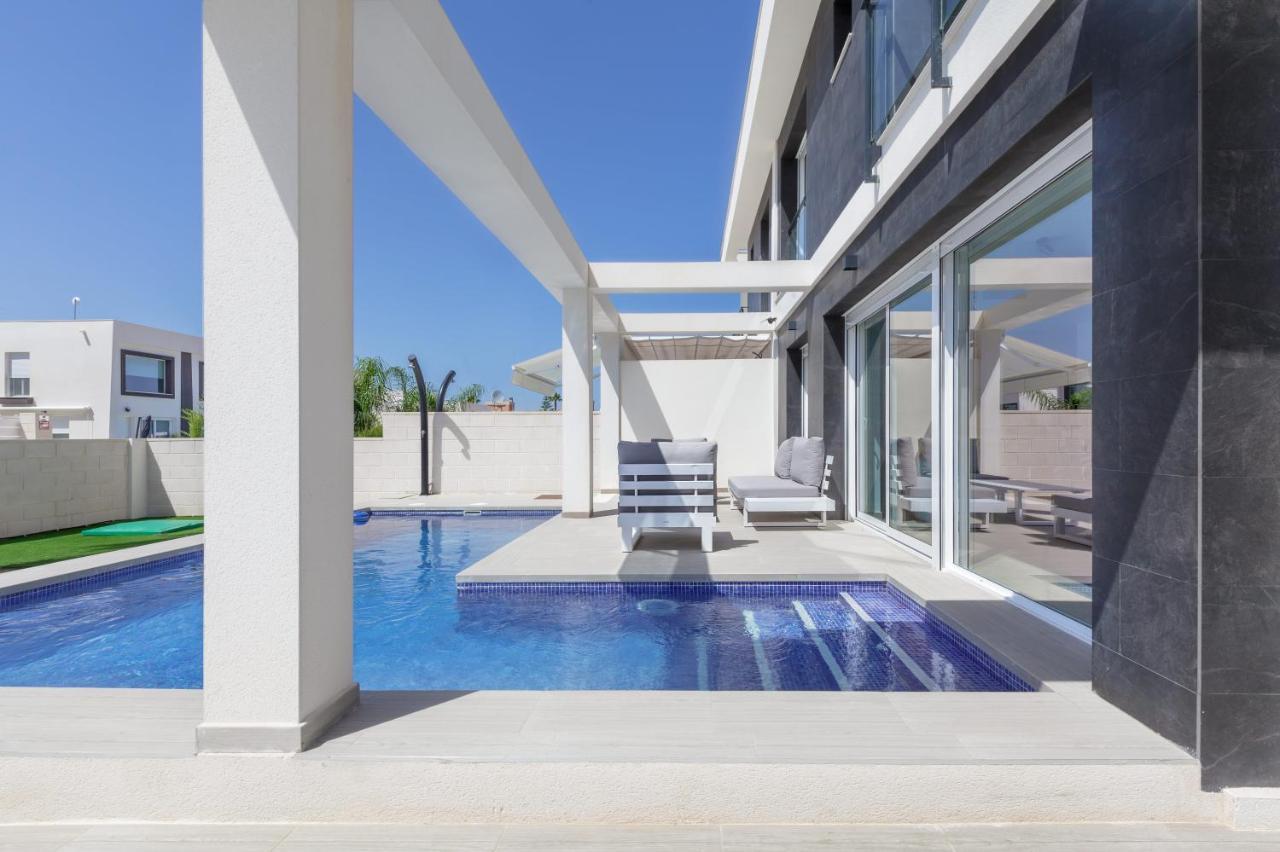 Casa Bos Dolpfin Wellness Luxury Entire Villa Pool & Jacuzzi Gran Alacant Near Beach Puerto Marino Dış mekan fotoğraf