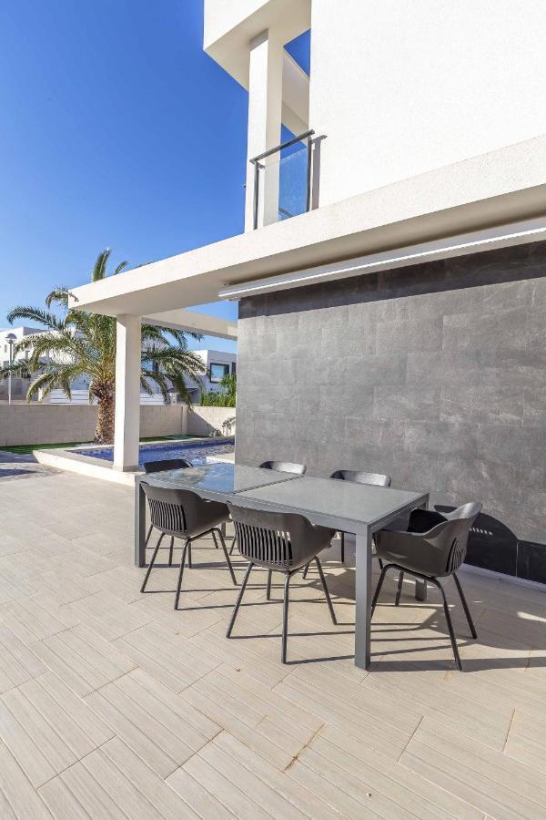 Casa Bos Dolpfin Wellness Luxury Entire Villa Pool & Jacuzzi Gran Alacant Near Beach Puerto Marino Dış mekan fotoğraf