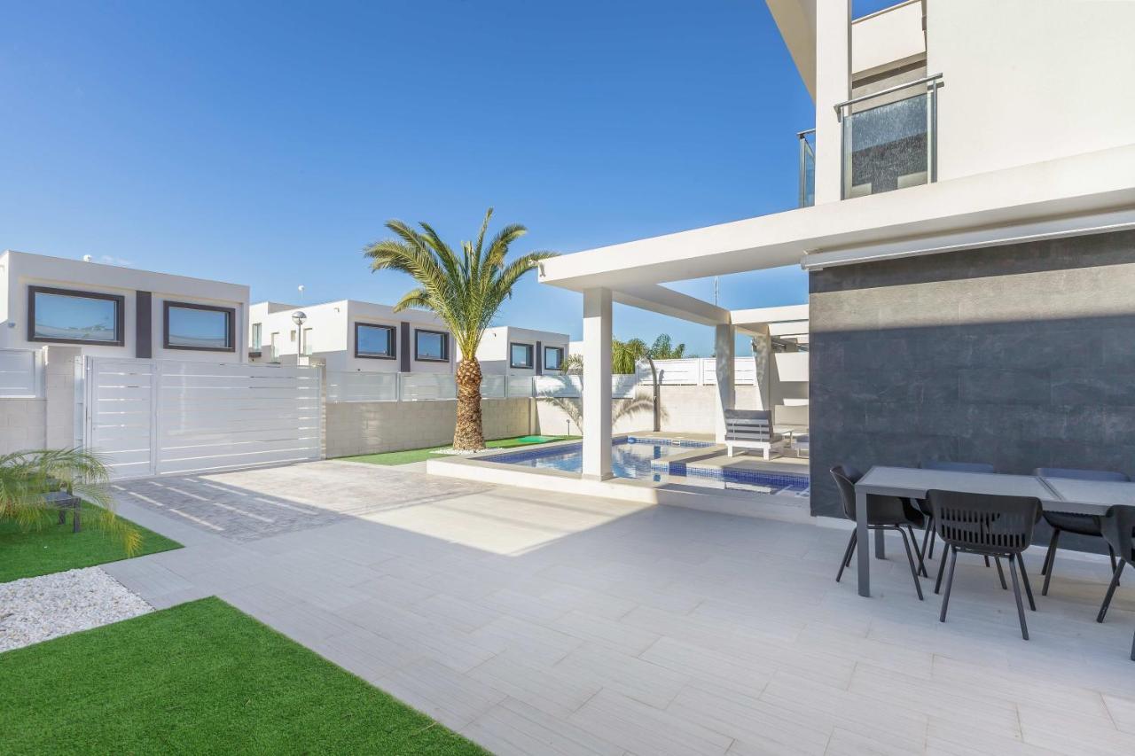 Casa Bos Dolpfin Wellness Luxury Entire Villa Pool & Jacuzzi Gran Alacant Near Beach Puerto Marino Dış mekan fotoğraf